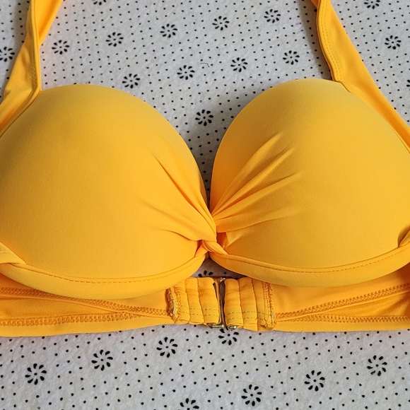 Tahiti Push up Halter Top Bikini Set Size Medium - Picture 6 of 10